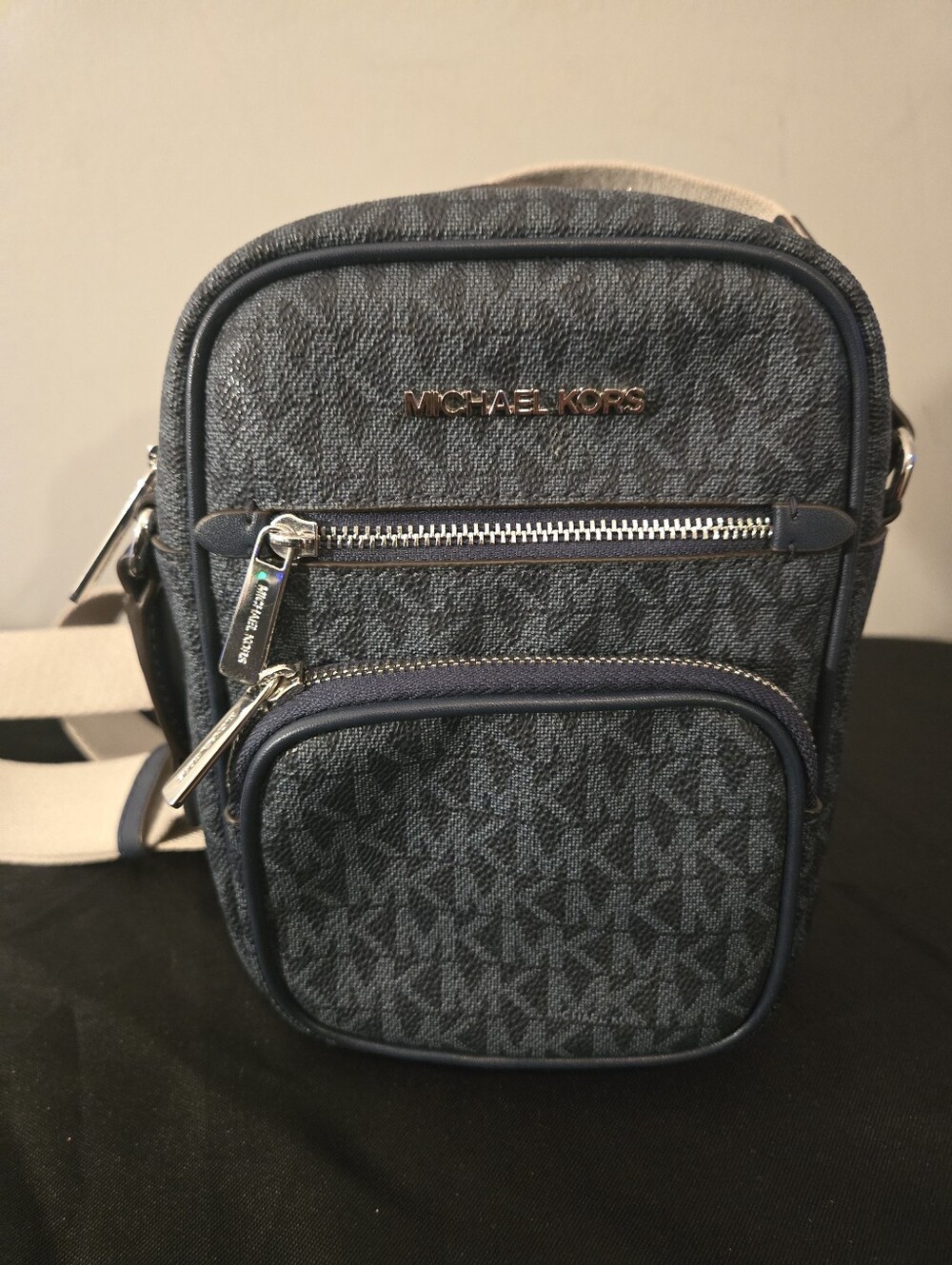Michael Kors Hudson Flight Bag Crossbody Black MK Signature